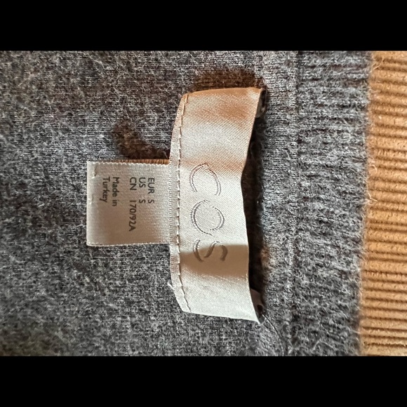 Cos - Picture 3 of 8